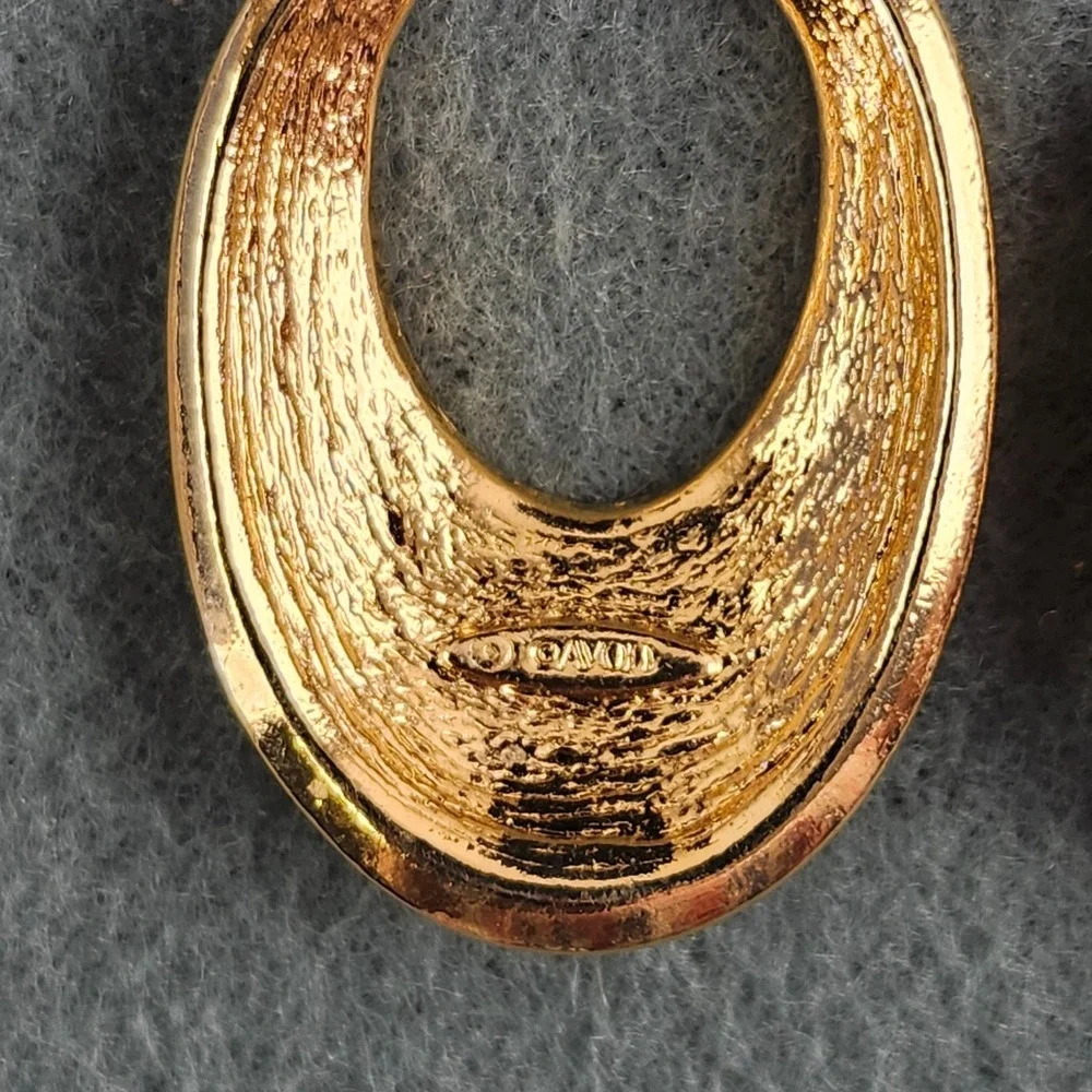 1990s BEAUTIFUL Vintage gold tone AVON Earring parts Use As Pendants /Scarf Ring